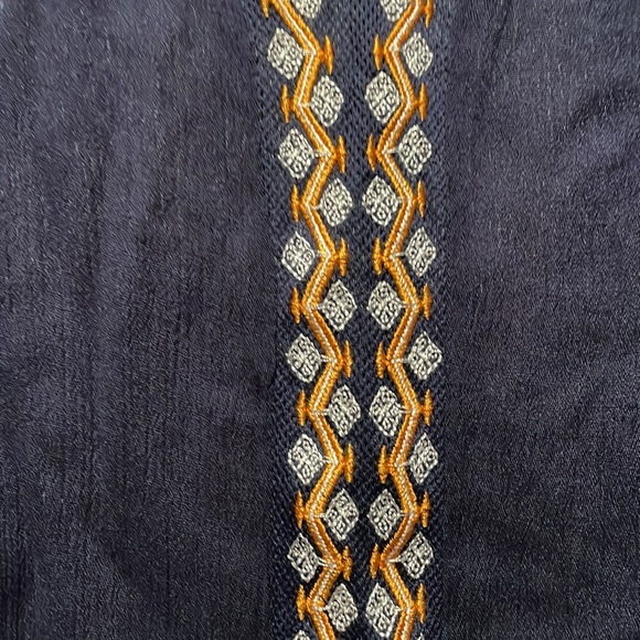 Embroidered too - Picture 2 of 2